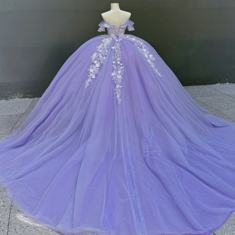 فساتين Quinceanera لامعة من الخزامى ثوب حفلة قبالة الكتف مزين بالدانتيل مطرز بالكريستال تول حفلة عيد ميلاد حلو 16 فستان