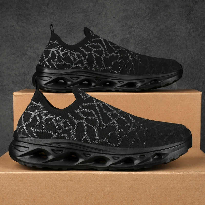 

2025Мужские кроссовки большого размера с дышащей сеткой, широкая спортивная обувь для осеннего бега, противоскользящие и универсальные кроссовки