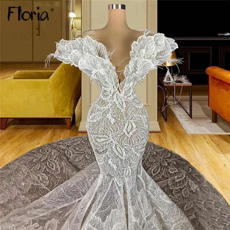 Couture Dubai Wedding Dress Mermaid Feather Bridal Gowns Lace V Neck 3D Leaf  Formal Wedding Party Gowns Plus Size Customized