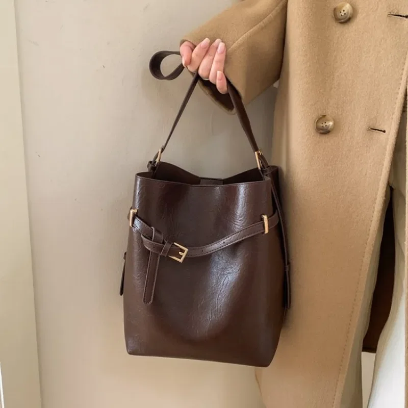 

Sophisticated Effortless Diaper Bag Crossbody Baby Trip Daily Errands Exquisite Chic Sleek Practical Fashionable Parent-Friendly