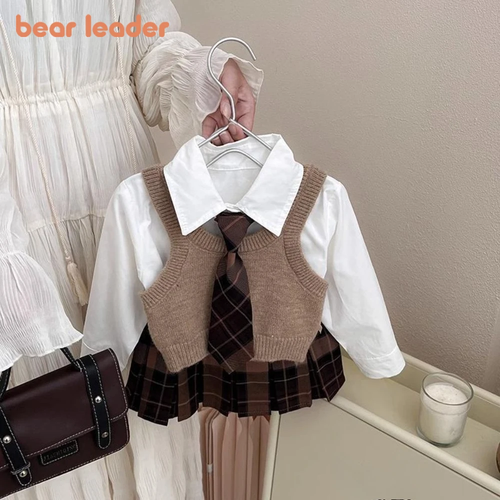 

Bear Leader Spring Autumn Girls Clothes Korean version College Style Children's Set White Shirt+Vest+Skirt+Tie Four Piece Set