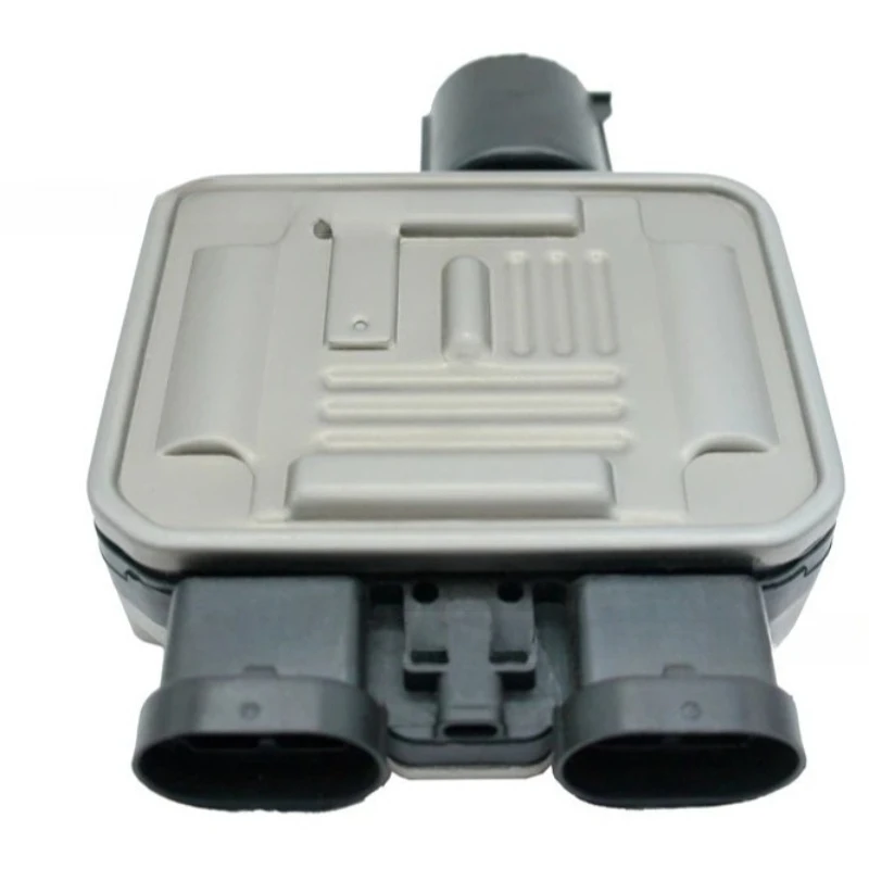 

Automotive blower control module