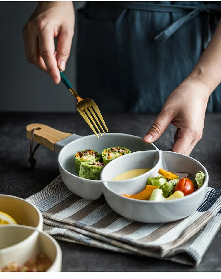 

Nordic creative ceramic grid plate, household tableware plate