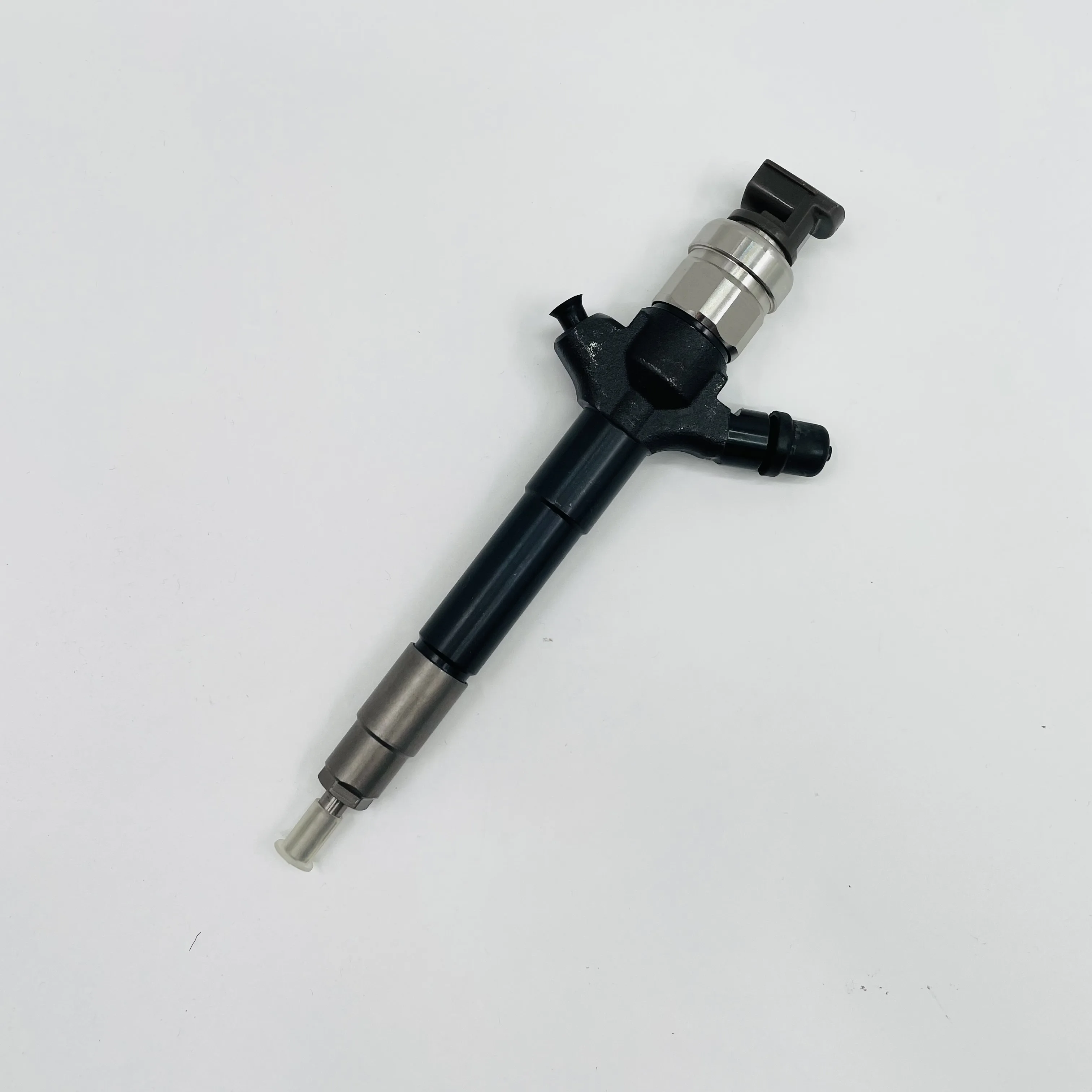 095000-5600 1465A041 Common Rail Injector for Denso Mitsubishi L200 4D56 Euro4