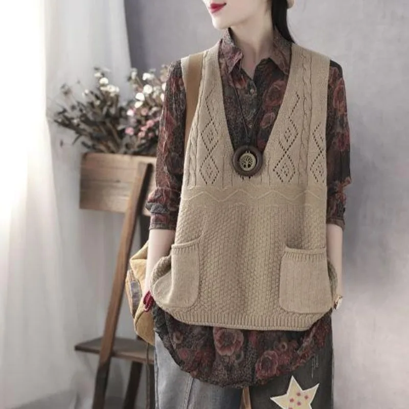 

Women's Spring Autumn V-Neck Pullover Hollow Out Solid Sweater Vest Fashion Casual Female Clothes Versatile Loose Elegant Tops