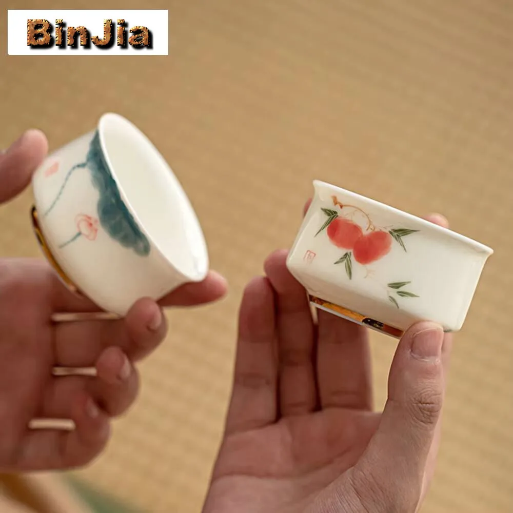 

2 шт./лот, ручная роспись, чашка для чая с лотосом, белая фарфоровая чашка ручной работы, анти-ожоговая чашка, дегустационный набор чашек, чайная посуда, подарок, 60 мл