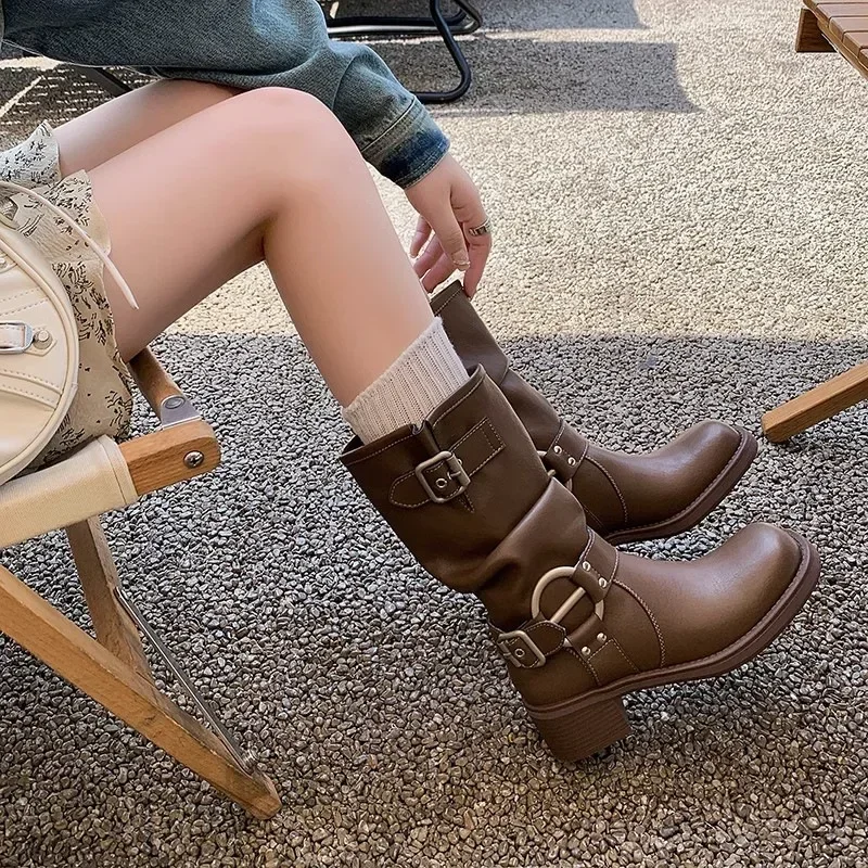Zimowe kowbojskie buty dla kobiet Moda wsuwane damskie krótkie buty na co dzień Gruby spód Mordern Botas 2024