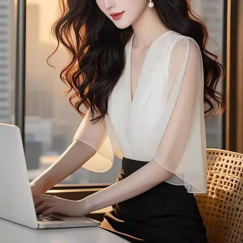 

Women Summer Simplicity Office Lady V-neck Solid Color Short Sleeve Shirts Ladies Fashion Temperament All-match Casual Tops