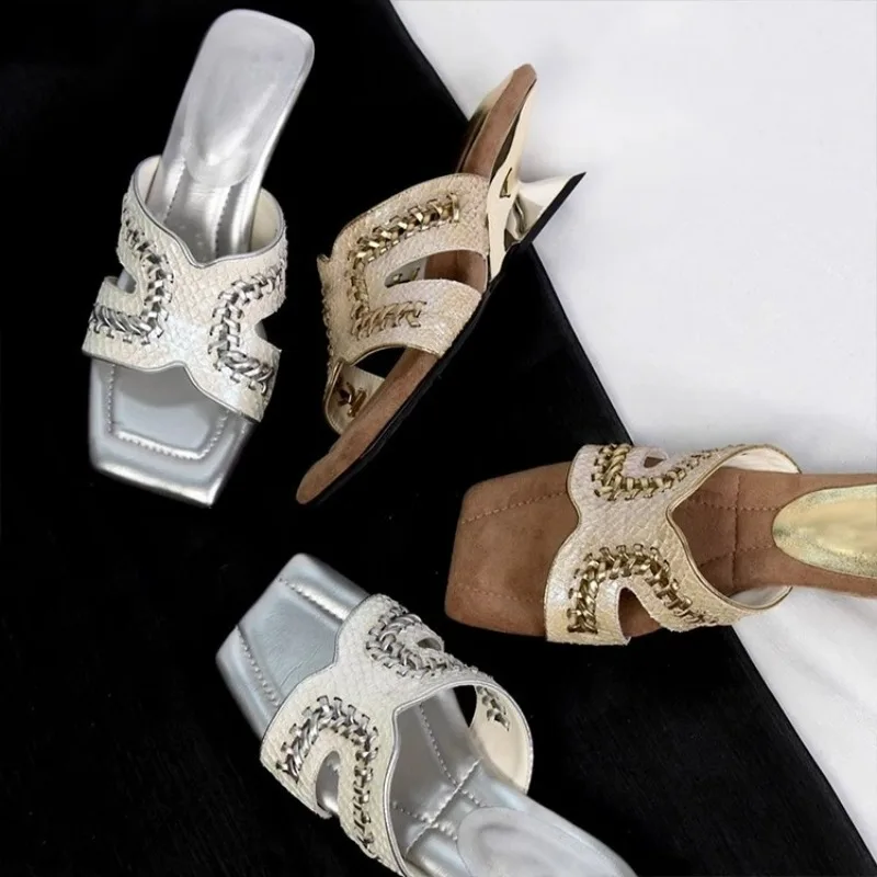 Zapatillas de una línea para mujer, zapatillas sin cordones tejidas con tacón inclinado para mujer, zapatillas femeninas de punta cuadrada de lujo, sandalias hermosas para mujer