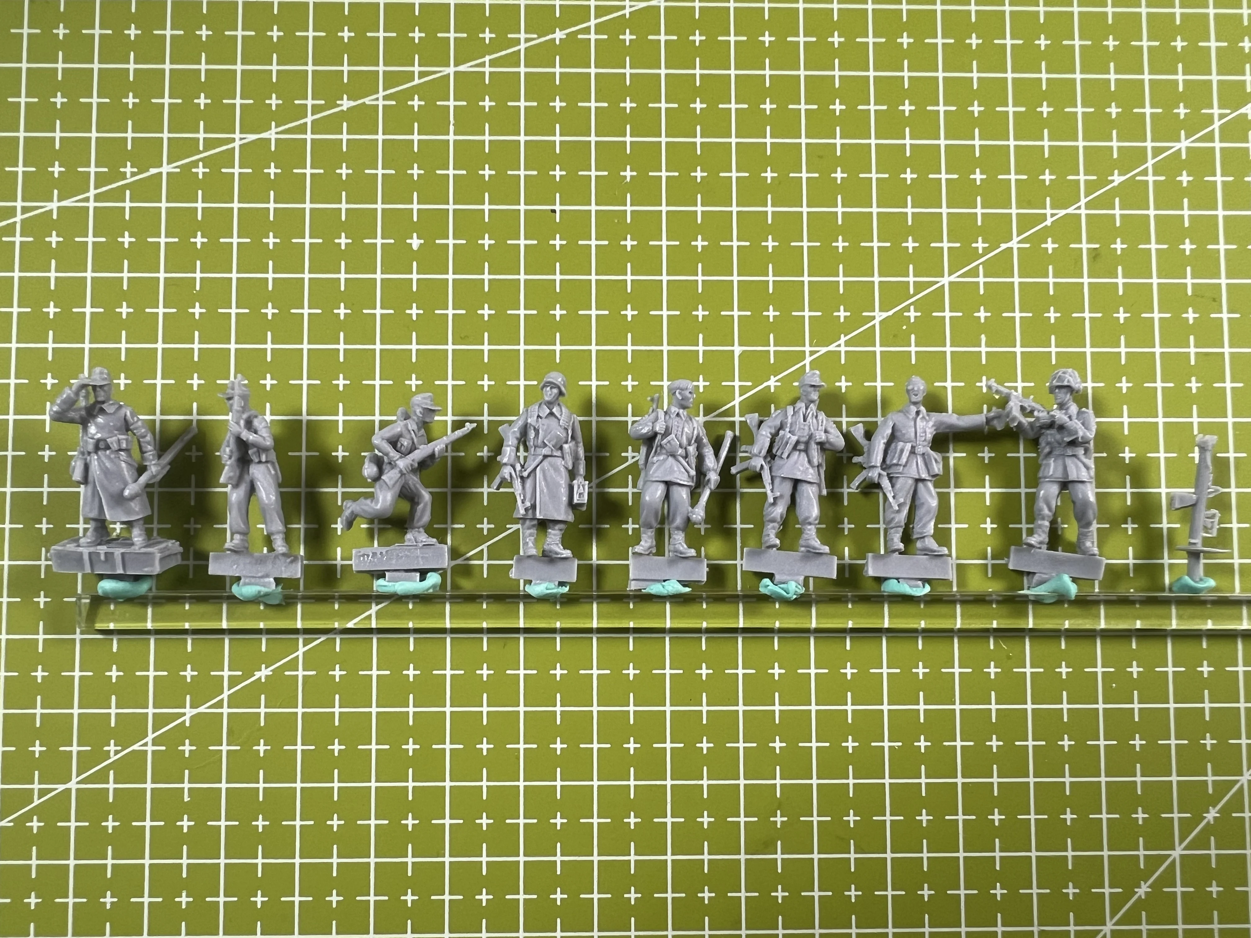 

Набор прецизионных моделей из смолы 1/72, модель 8 немецких солдат, неокрашенный