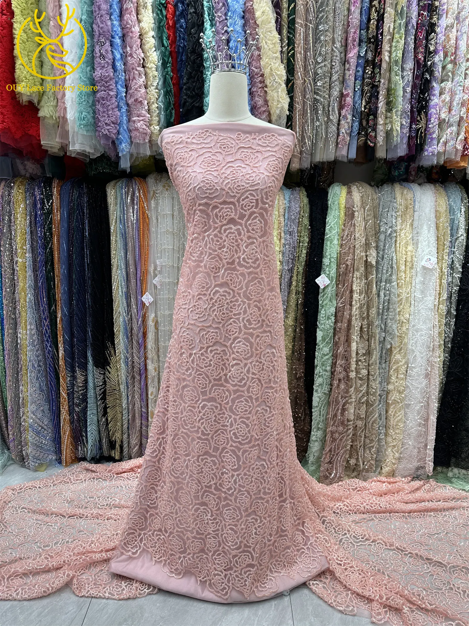Stickerei-Blumen Perlen-Pailletten Spitzenstoff Französischer Tüll Netz-Stickerei Nigerianischer Spitzenstoff Brautkleid-Stoff – Detail 8