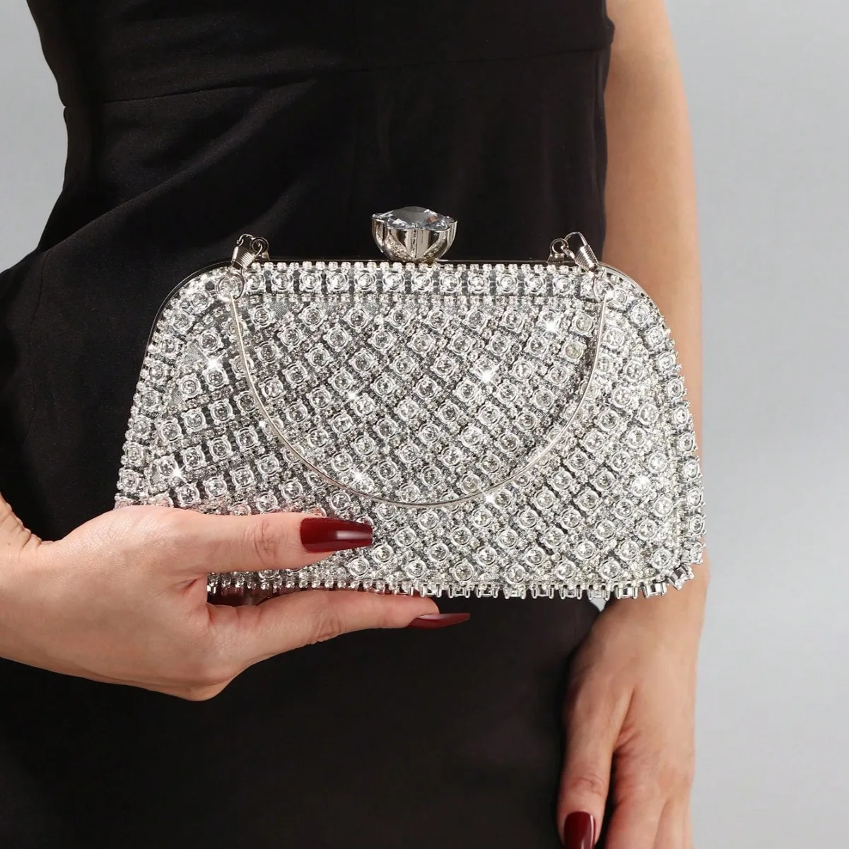 Luxury Diamonds Glitter Evening Bags Silver Color Wedding Bridal Female Clutch Box Bag Vintage Style Beading Lady Chain Handbags