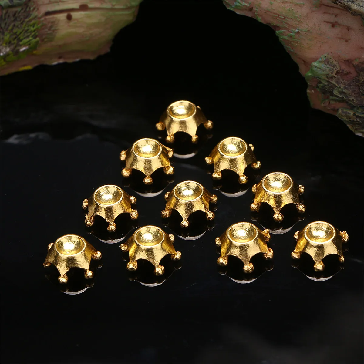 

100 шт. колпачков-корон для бусин, компоненты из сплава для изготовления ювелирных изделий своими руками, фурнитура для подвесок, шармов, поделок, декоративные элементы, короны