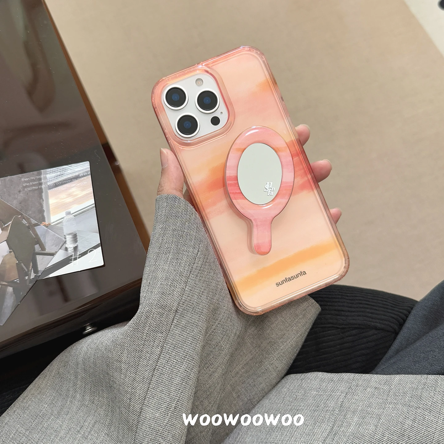 

New 2025 ins Pink gradation Phone case blur For iPhone 16 15 14 13 Pro Max Round ball ring buckle stand Cartoon Shockproof Cover