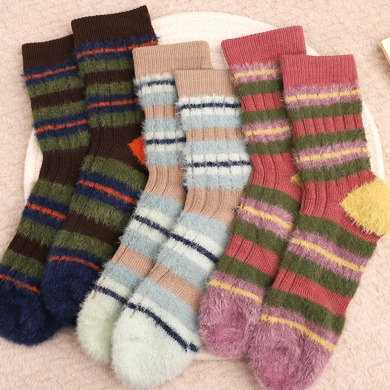 

3Pairs Colorful Striped Thermal Plush Crew Socks Women Winter Mink Fleece Knit Floor Sock Soft Comfort Female Fluffy Sleep Sock