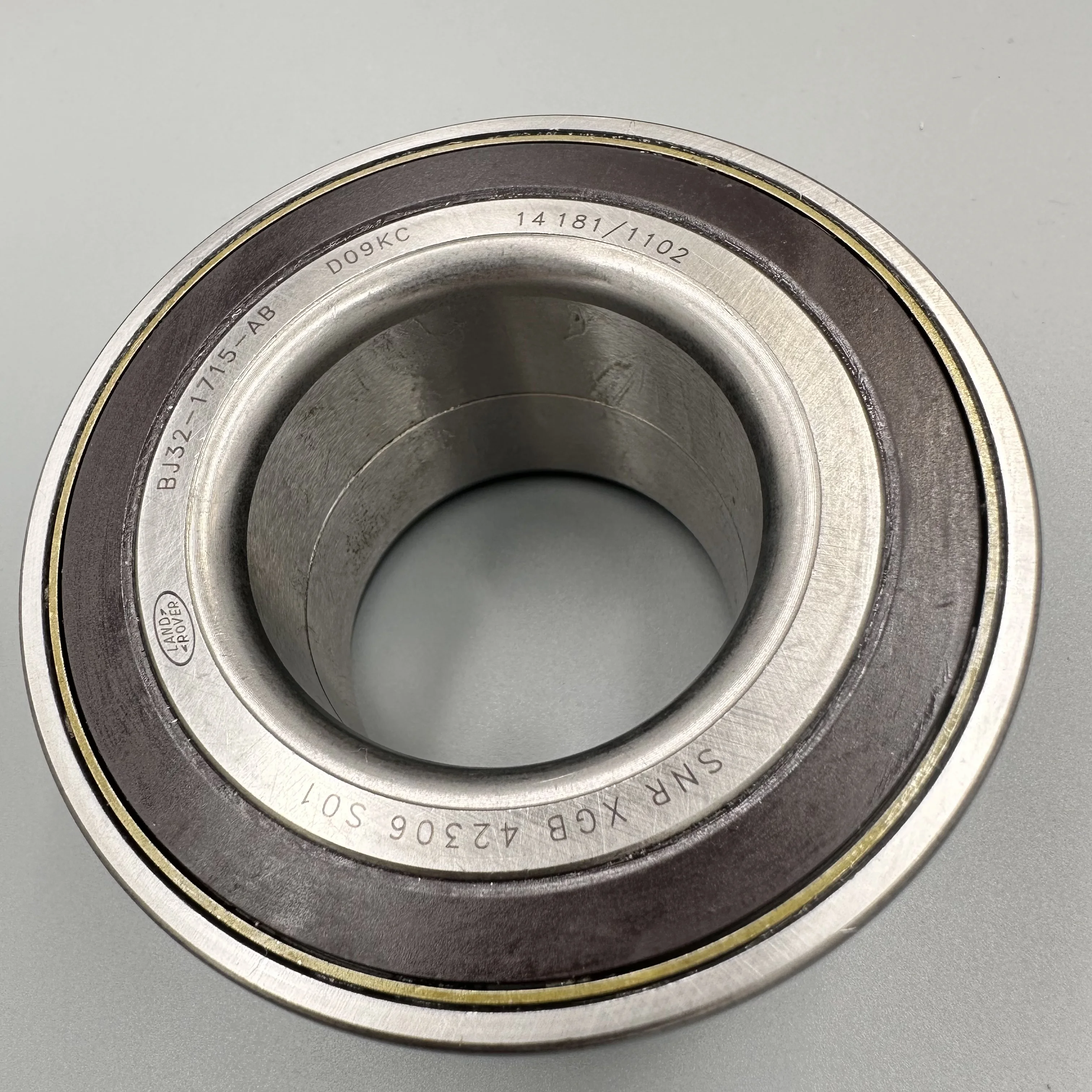 

Automotive Front Wheel Bearing Land Rover Range Rover Evoque LR070453 LR133541 LR122585 LR024267 C2D47037 T4A12006 C2D30342