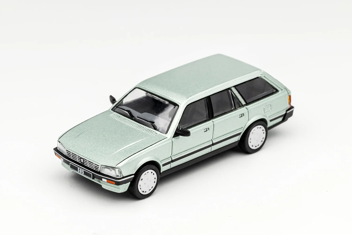 

DCT 1:64 Peugeot 505 SW ALL COLOR Diecast Model Car