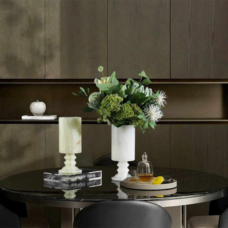 model room, natural jade vase ornament, desktop decorative flower arrangement, high-end living room decoration