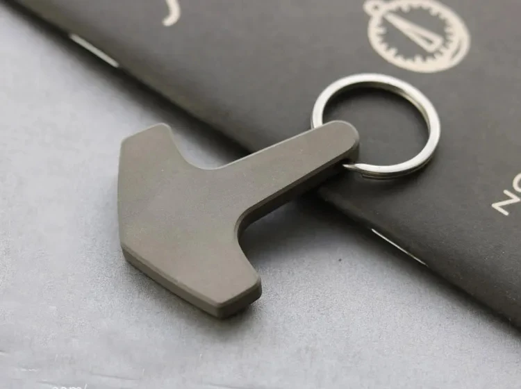 1 Piece Titanium TC4 Necklace Pendant Keychain Pendant EDC Tool