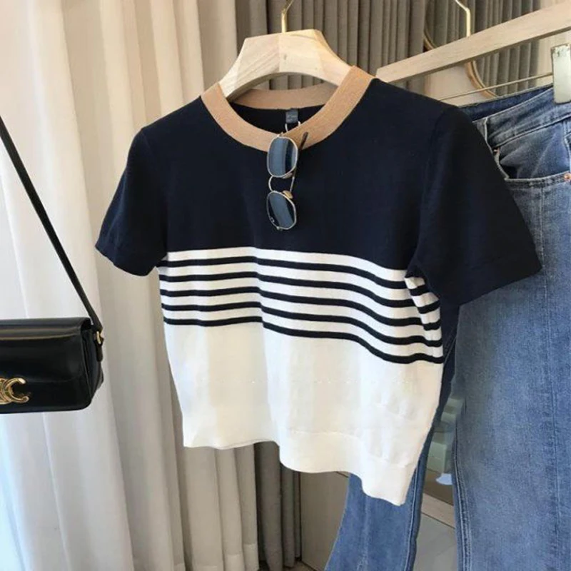 Short-sleeved women's summer new casual loose striped knit short-sleeved wild top color matching striped sweater