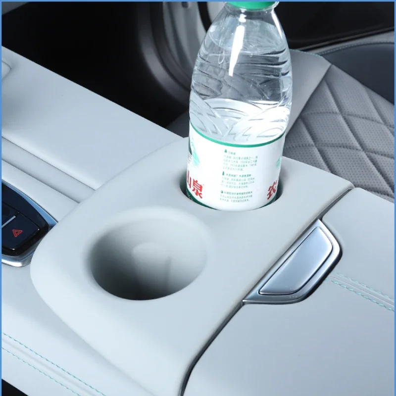 For Changan UNI-Z Car Center Console Water Cup Cover Wireless Charging Pad Gear Cover Interior Protection Silicone Anti-skid Pad 5