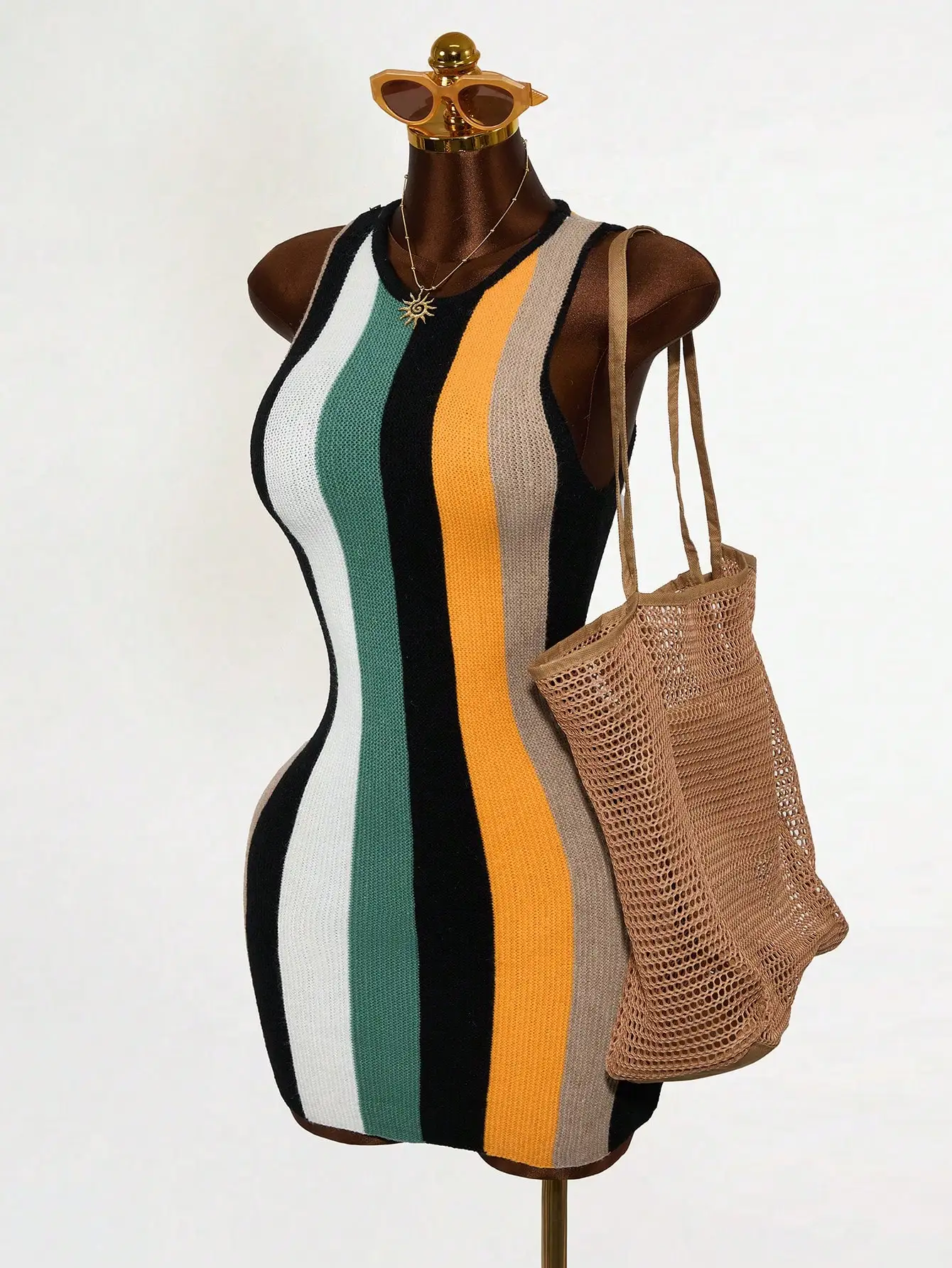 

Женское трикотажное платье без рукавов в разноцветную полоску, облегающее, повседневное, для отпуска