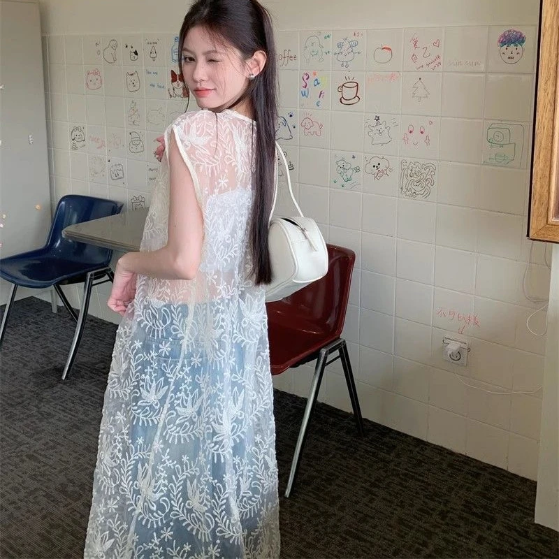 فستان صيفي بدون أكمام من الدانتيل الأورجانزا الشفاف بفتحة عالية للنساء بيج وأسود شفاف فستان ميدي أنيق بدون أكمام بوهو