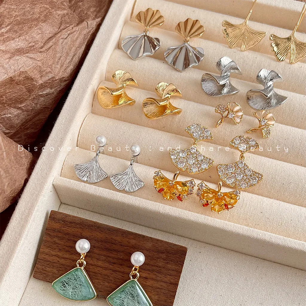 DIY accessories French light luxury ginkgo biloba earrings women's fashion elegance temperament heavy industry zircon stud earri
