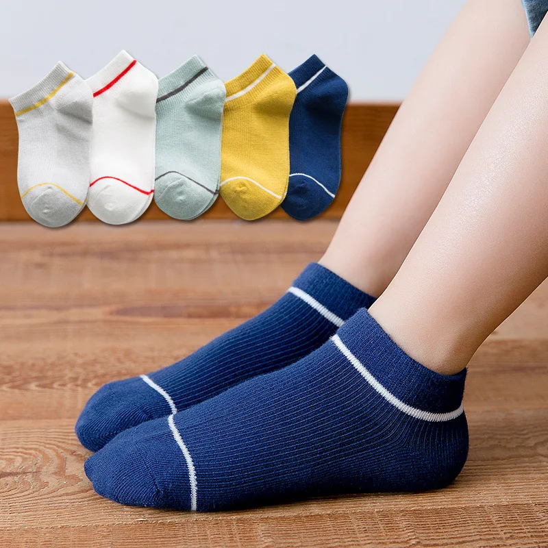 Рисунок 2 - Носки детские тонкие с мультяшным медведем