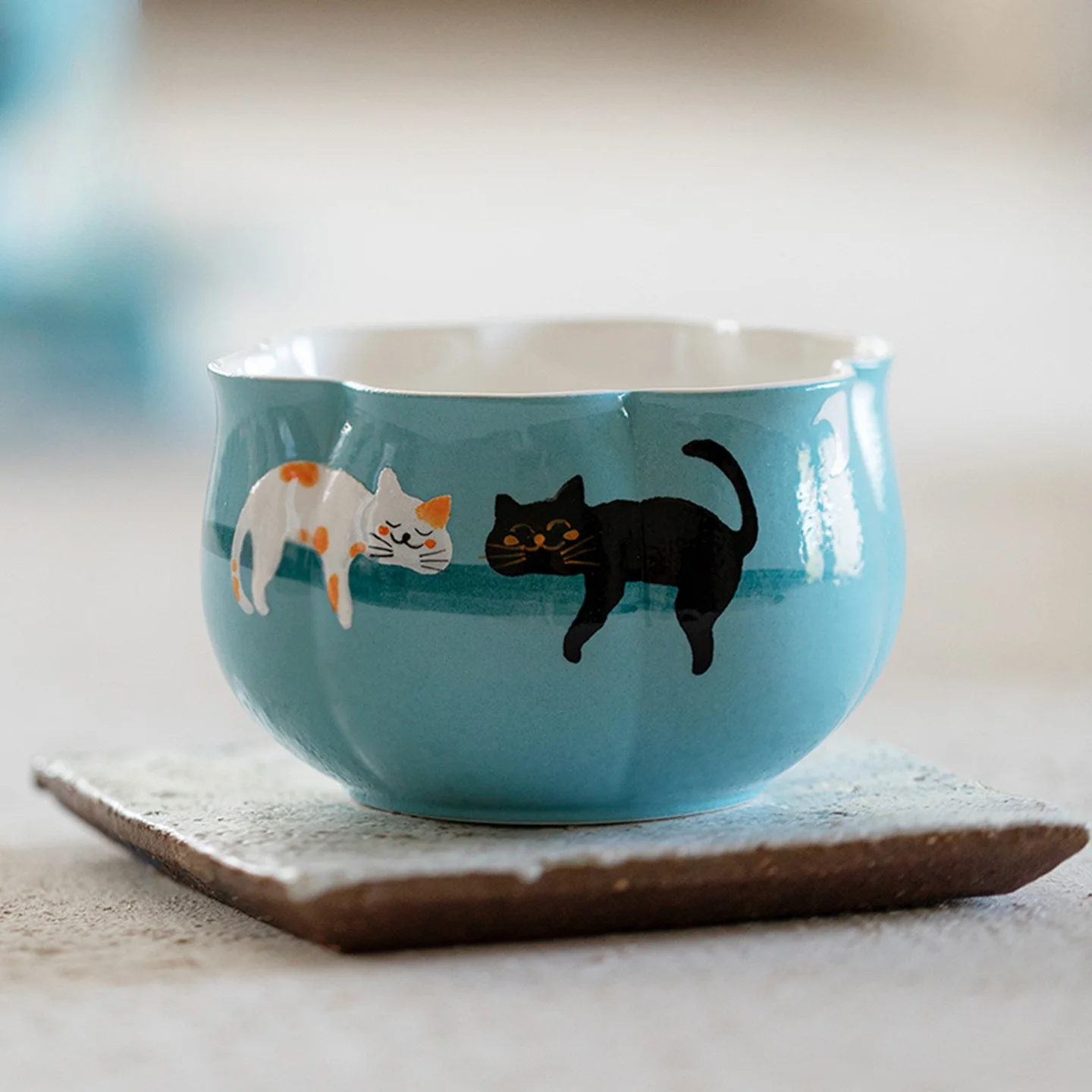 Powder glazed Hand painted Cat Master Cup Flower mouthed Tea Cup Tasting Cup Kung Fu Tea Set Special Tea Cup for Ladies