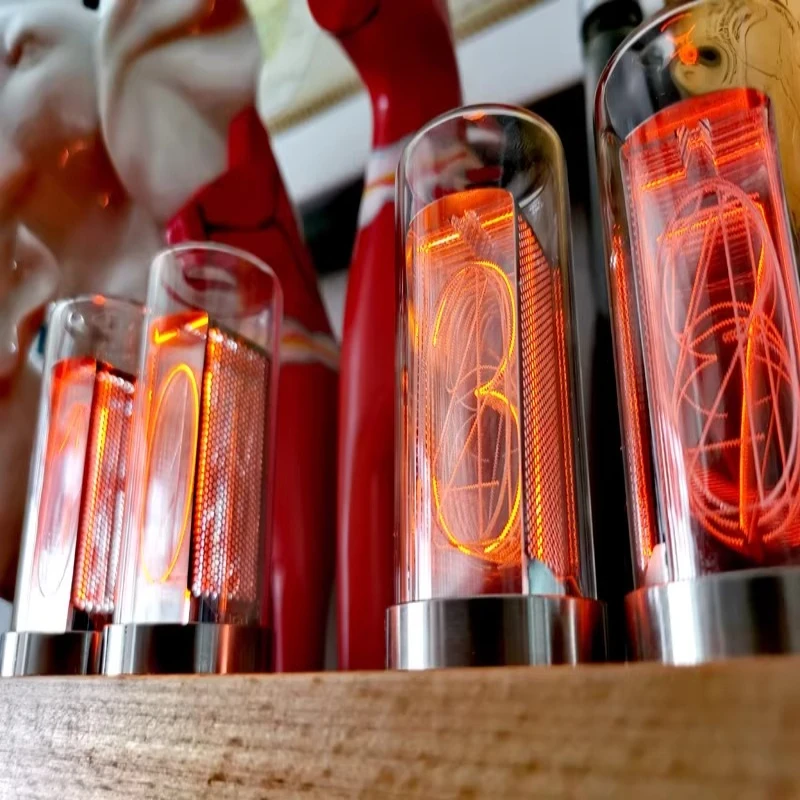 Industrial Style Amber Desktop Clocks LED Digital Clocks Creative Nixie Tube Watches Calendar Mechanical Room Table Decoration