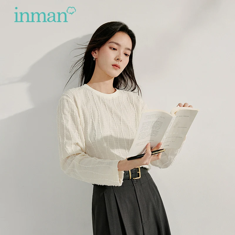 INMAN 2025 Summer New French Style 3D Floral Short Sleeve T-Shirt Women High-End White Top for Layering Cotton