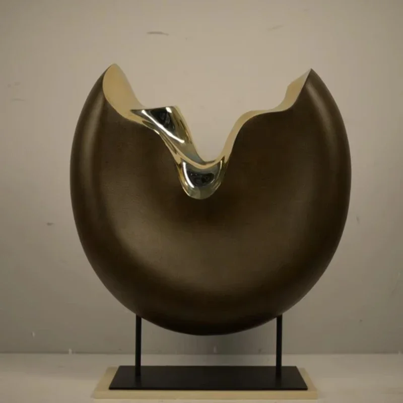 Handmade Champagne Gold Art Table Decorative Sculpture