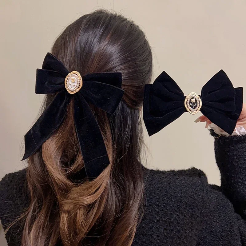 New Black Velvet Bow Hair Pins Elegant Fabric Roses Hair Clips For Women Fashion Ponytail Barrette Heawear Accessories Gift New