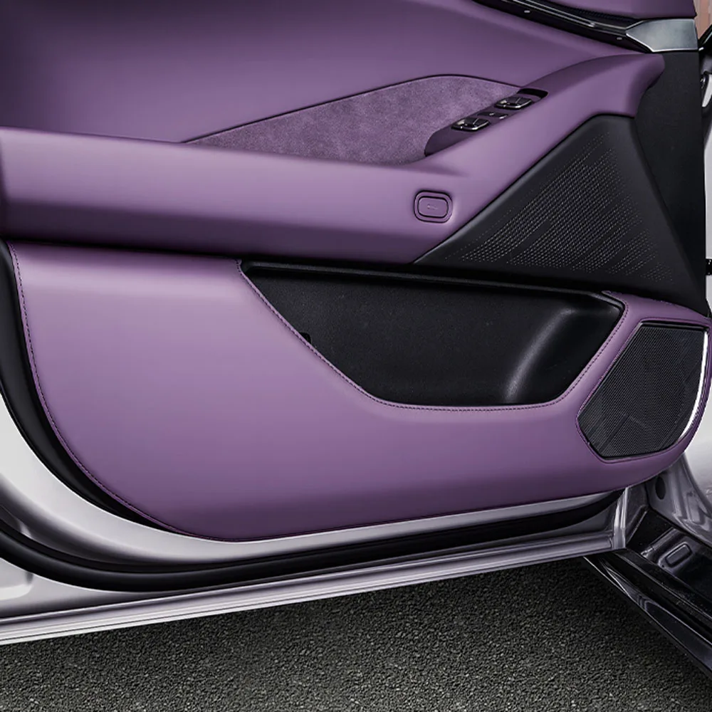 

4 шт. для нового Xpeng P7 2025, дверная пластина автомобиля, аксессуары для внутренней модификации, оригинальный цвет автомобиля, кожаная защитная накладка