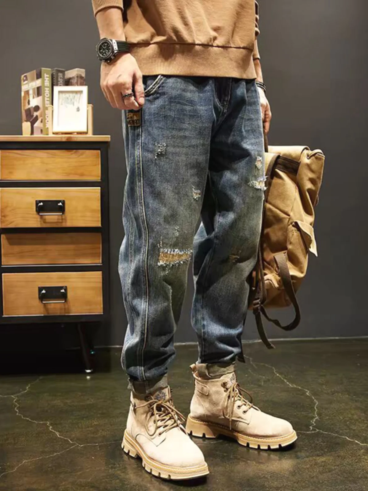 

Men's Retro American Style Denim Jeans Repair Patch Hole Harlen Casual Small Straight Leg Workwear Pants Personality