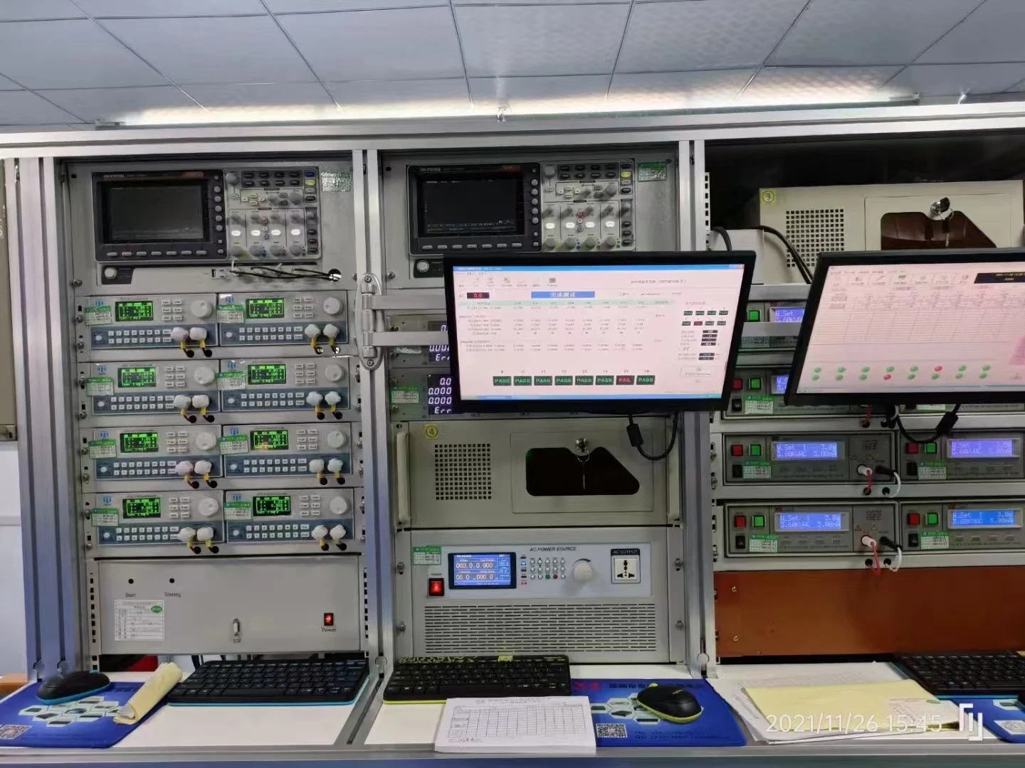 مصدر طاقة التيار المتردد PA9520 0-300 فولت 0-2KW 0-400 هرتز RS232 RS485 مرحلة واحدة قابلة للبرمجة تردد متغير تحويل التيار الكهربائي