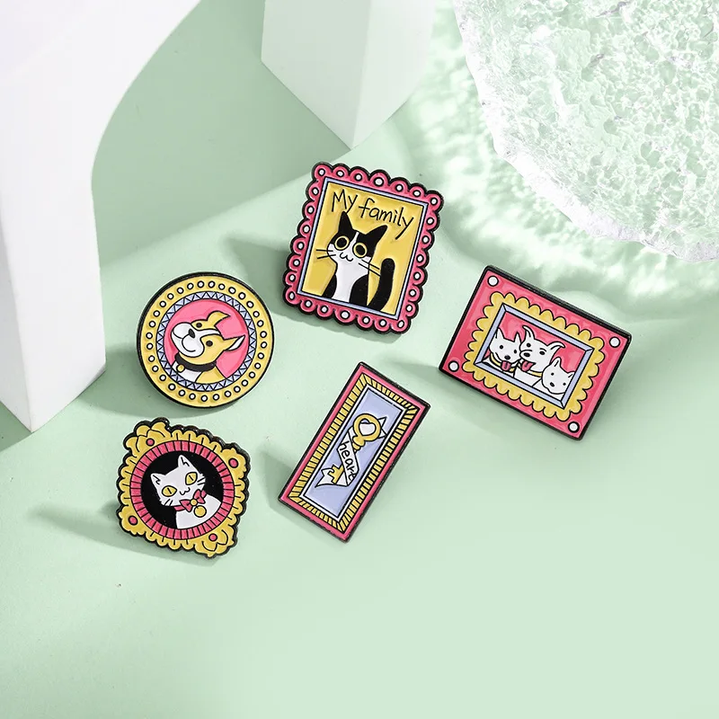 Cute Cartoon Cat Dog Photo Frame Enamel Brooch Creative Family Good Friend Lapel Pin Badge Backpack Clothing Hat Accessories