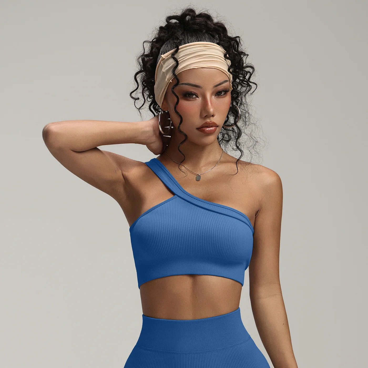 เสื้อชั้นในกีฬาแบบไหล่เดียวสำห - Seamless Ribbed Workout Tank Top บทวิจารณ์และราคา