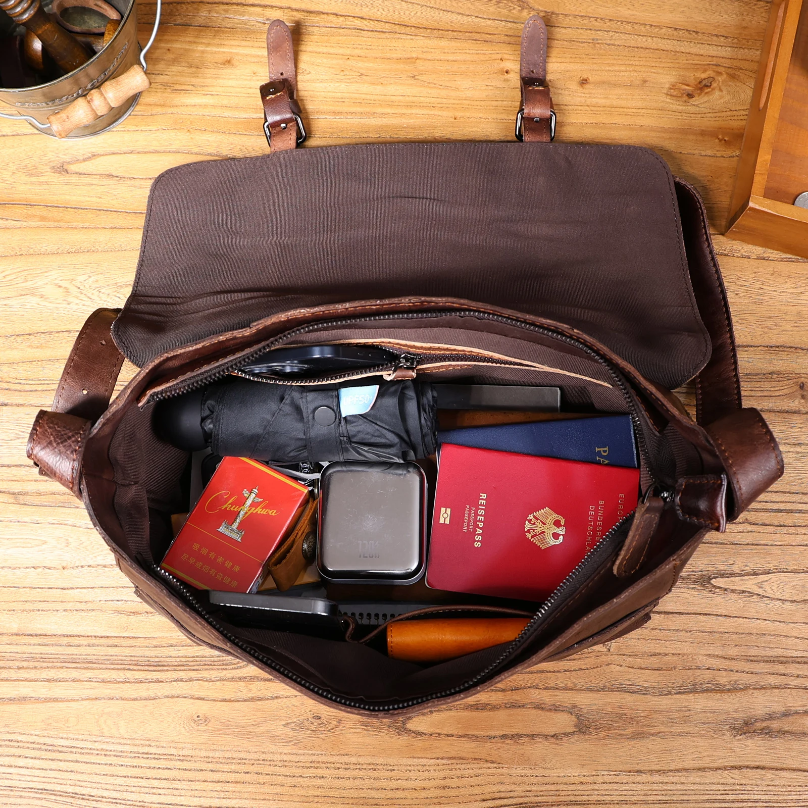 Vintage Herren-Umhängetasche aus hochwertigem Leder, lässige Messenger-Tasche, große horizontale quadratische Schultertasche – Detail 14