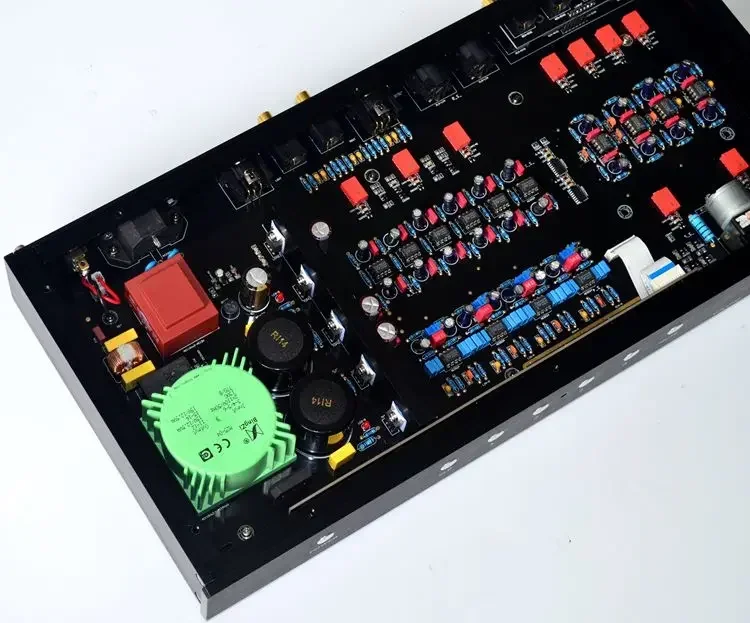 คลาสสิกที่สมดุลอย่างเต็มที่ MBL6010D สายผู้ที่ชื่นชอบ preamplifier HIFI JRC5534 JRC5532 Front-end op amp พร้อมรีโมทคอนโทรล preamp
