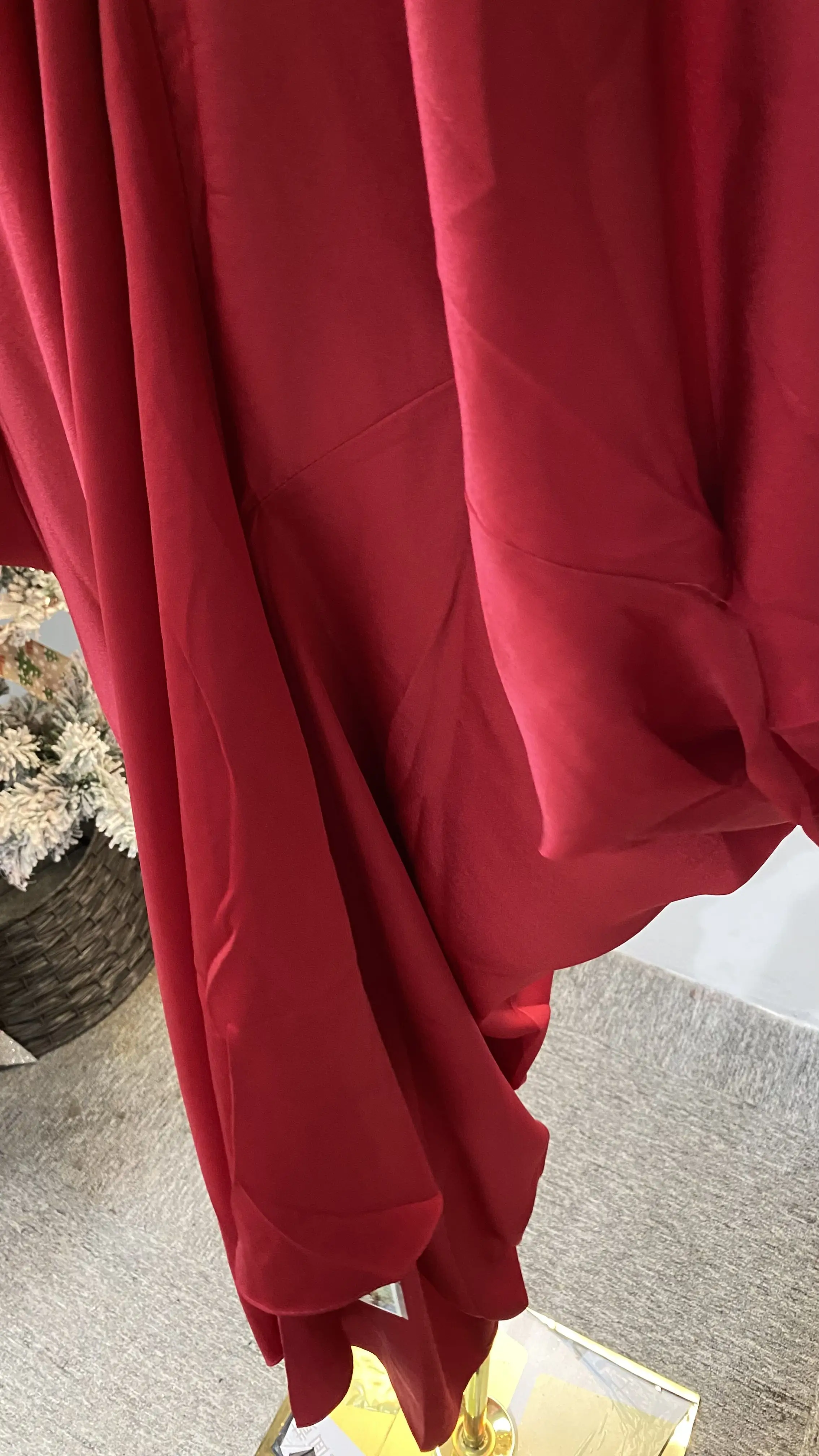 أحدث تصميم للسيدات بأكمام ثلاثة مواسم ورقبة على شكل حرف V وأزرار سفلية مطبوعة وبنطلون فضفاض مكون من قطعتين-GZXX083