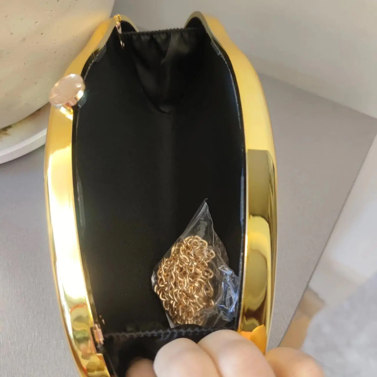 Acrylic shell shape clutch bag women evening party cute metal shiny purse gold silver blue egg handbag Quality 2024 new