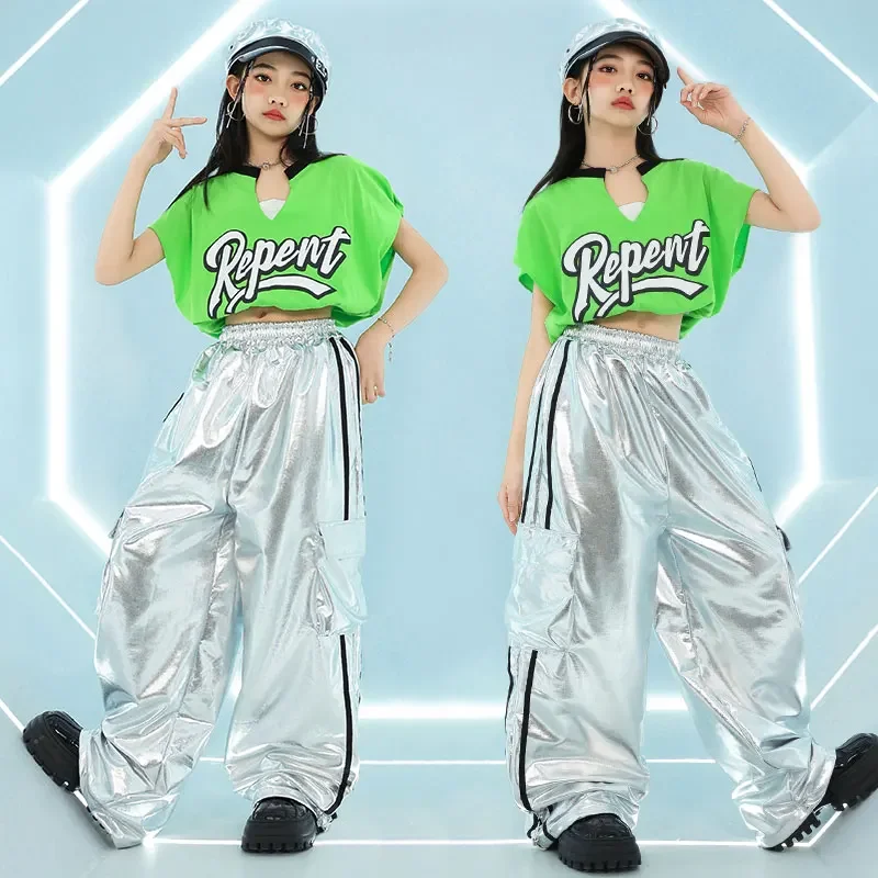

Укороченный топ в стиле хип-хоп для девочек, блестящие брюки-карго из искусственной кожи, футболка для мальчиков, джоггеры для уличных танцев, детская уличная одежда, комплекты детской джазовой одежды