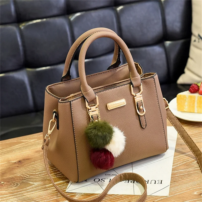 High Quality 1PC Black Women Handbag Large Capacity PU Leather Lady Shoulder Bag Messenger Bag With Hairball Travel Bag Fashion