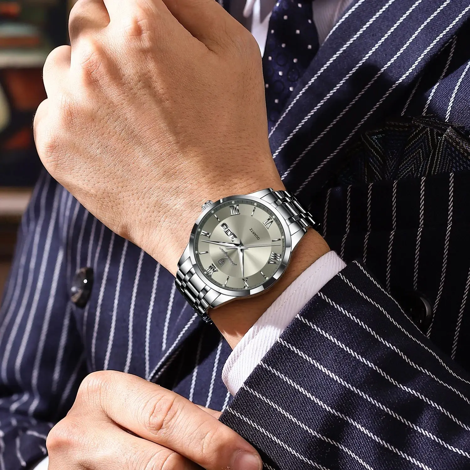 POEDAGAR Business Fashion Man Watch Waterproof Luminous Date Week Male Wristwatch Stainless Steel Quartz Men Watches Reloj +Box