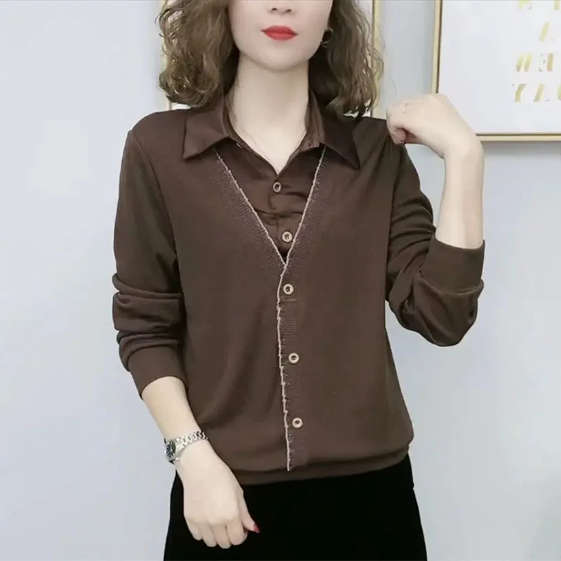 

Autumn Female Casual Fake Two Piece Shirts Coat Lady Fashion Long Sleeves Patchwork Shirt Middle Aged Mom Large Size 6XL Blouse