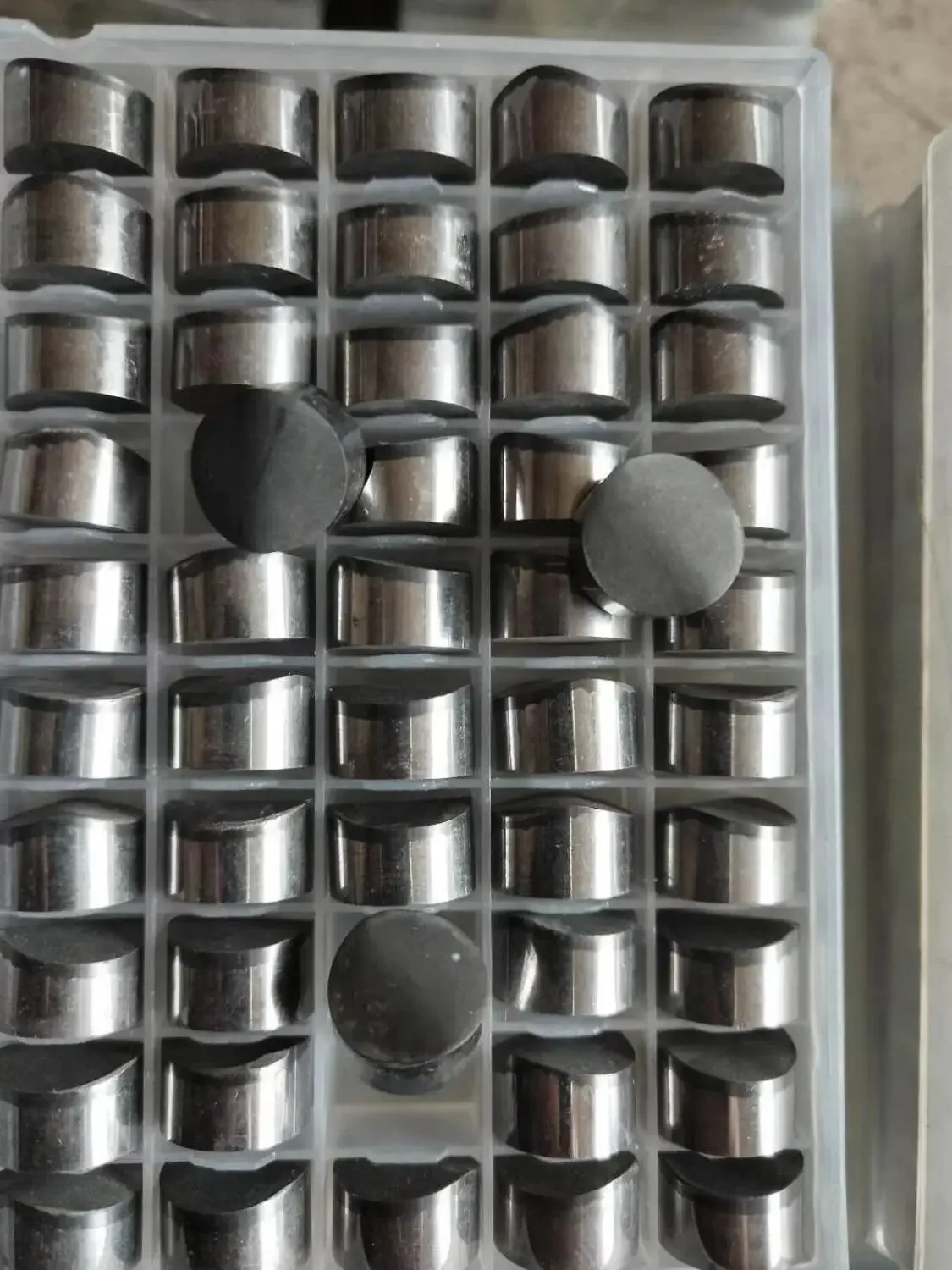 Imagem -04 - Pdc Cutter Inserções para o Poço de Petróleo Gás Broca Equipar Bocado Geológico Composite1313 1613 1608 1908 1913 Perfuração Bem de Alta Qualidade 30 Peças