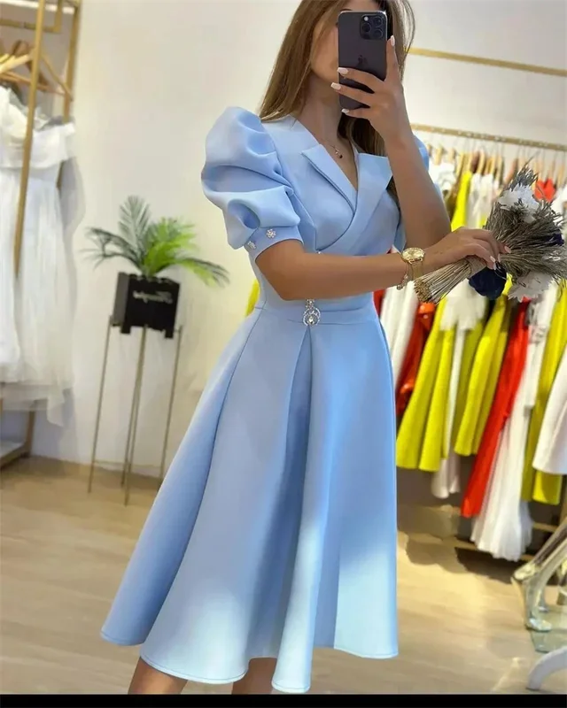 CustomizedElegant Short Prom Gowns Saudi Arabric Women Evening Dresses Formal Prom Gowns Crystal Midi Length V-Neck Party Dresse