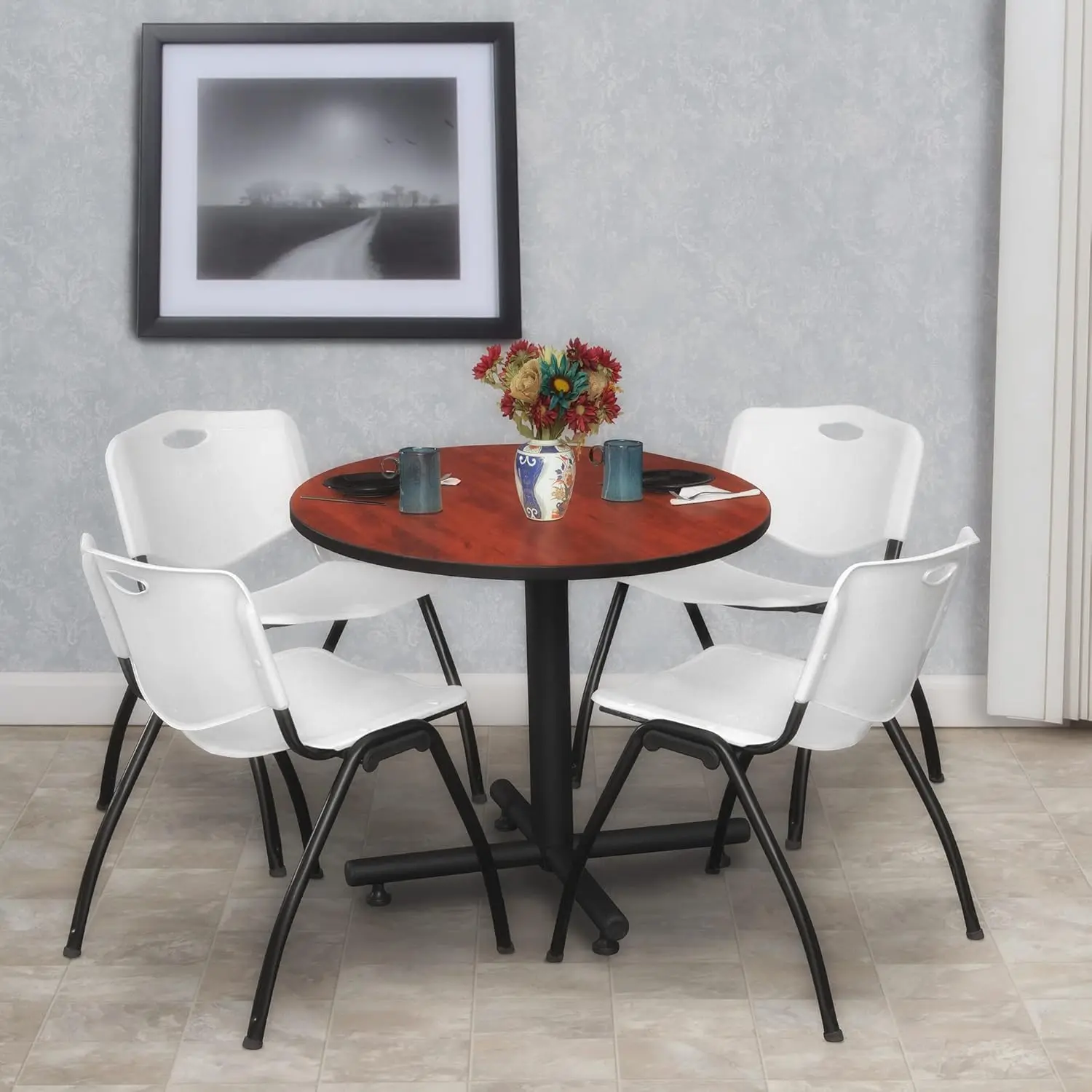Kobe Breakroom mesa com 4 m Stack cadeiras, 30 "cadeiras redondas cereja, cinza